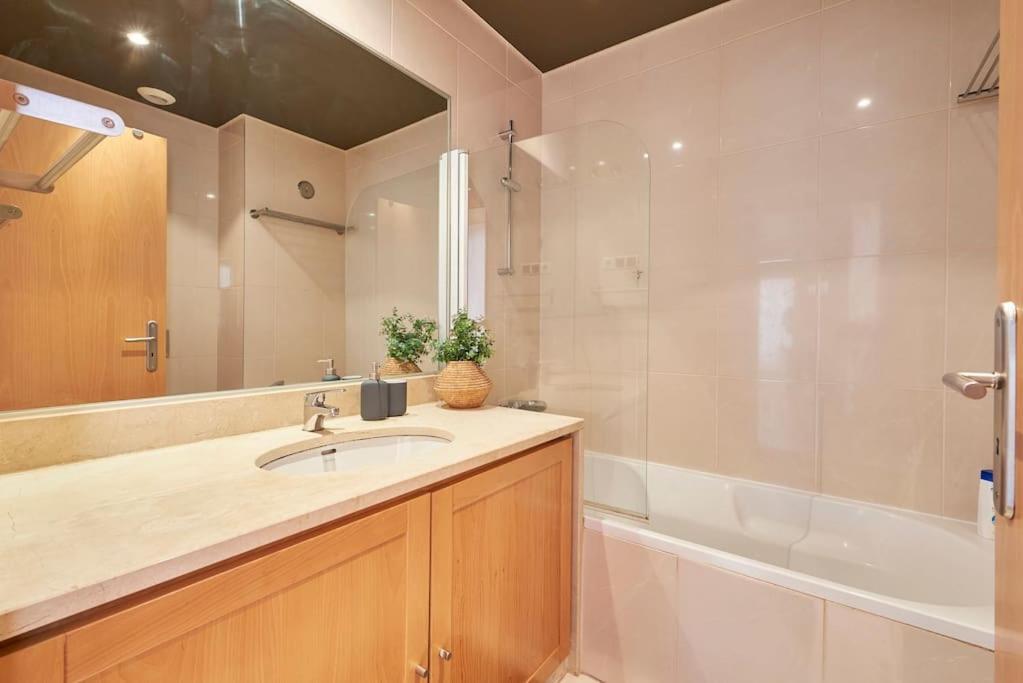 Modern Apartment In Parque Das Nacoes Lisboa 外观 照片
